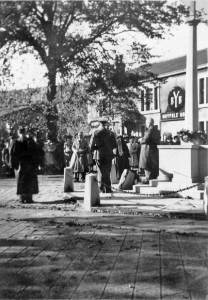 British Legion 1948 -c.jpg - British Legion dedication of the War Memorial plaque in Oct 1948